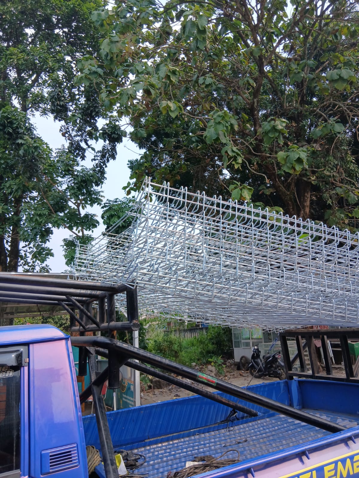 Pengiriman pagar BRC