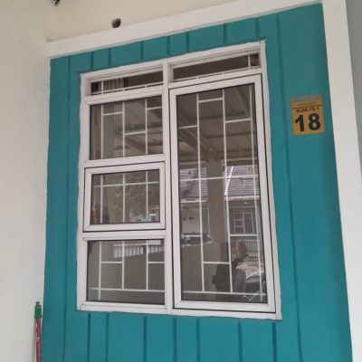 Pemasangan teralis jendela besi dimetland