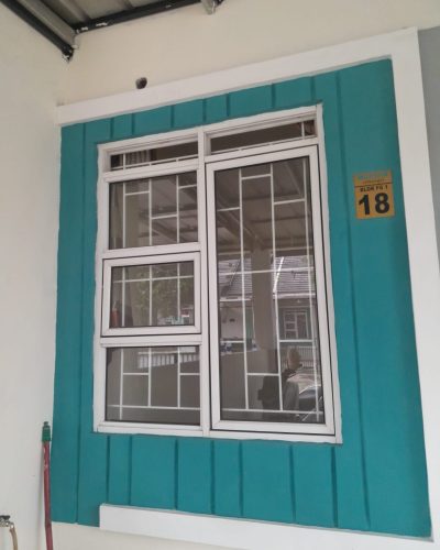 Pemasangan teralis jendela besi dimetland